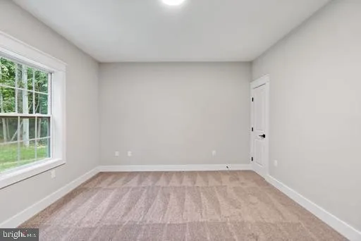 $999,999 | Oxbow Court, Harpers Ferry, WV 25425