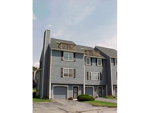 37 Riviera Road, Unit 143 Hudson, NH 03051 - Photo 1 of 1 Gallery Image 1