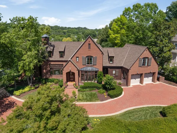 $2,999,999 | 1 Crooked Stick Lane, Brentwood, TN 37027