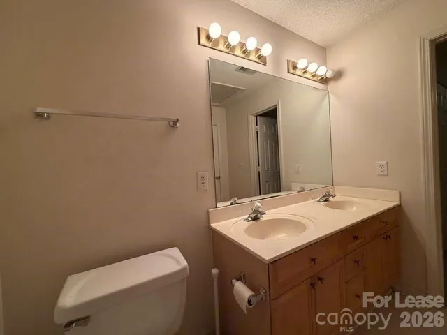 $1,800 | 6007 Cougar Lane, Charlotte, NC 28269