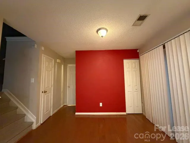 $1,800 | 6007 Cougar Lane, Charlotte, NC 28269