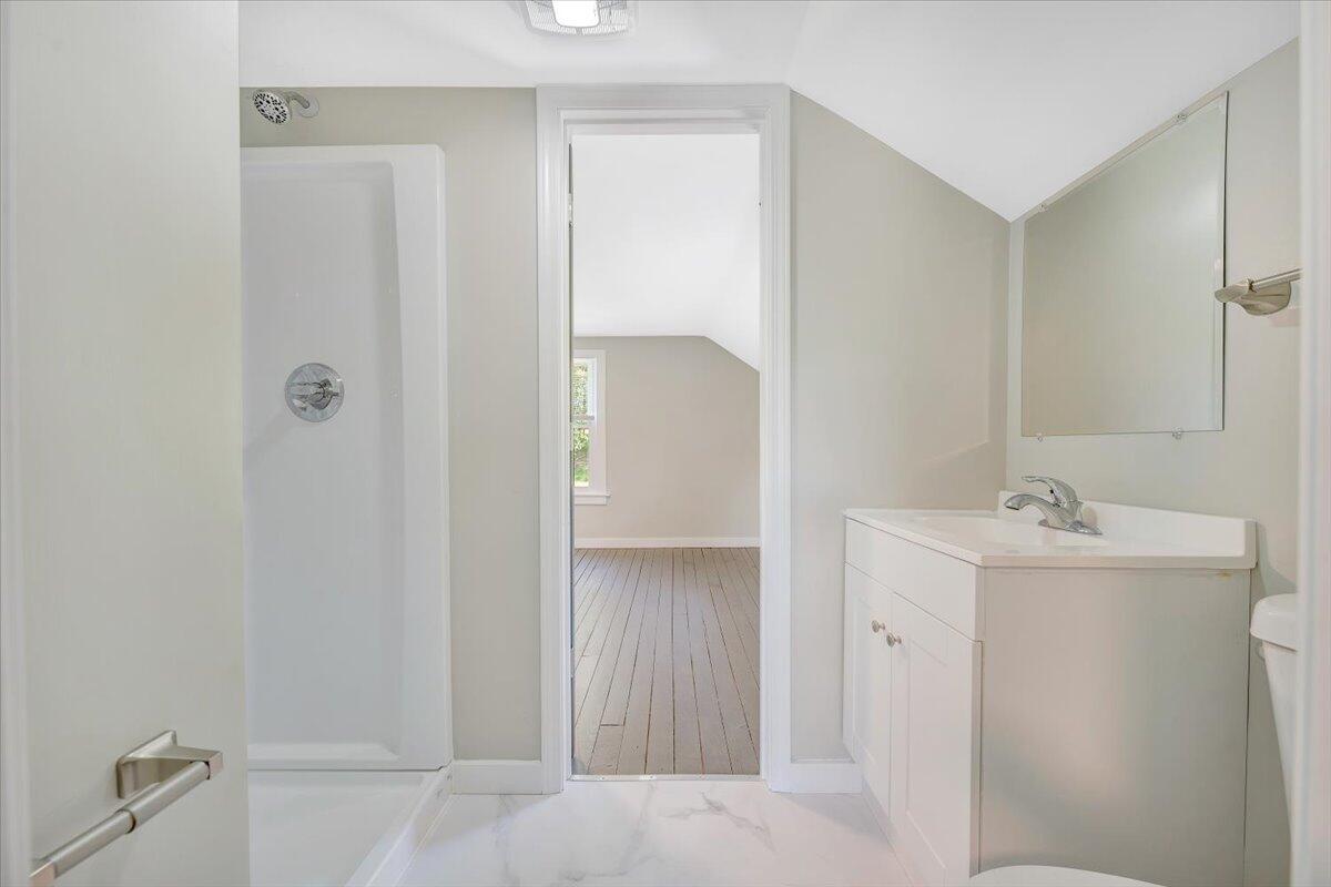 350 Mills Road Callaway, VA 24067 - Photo 20 of 45 a bathroom with a bathtub