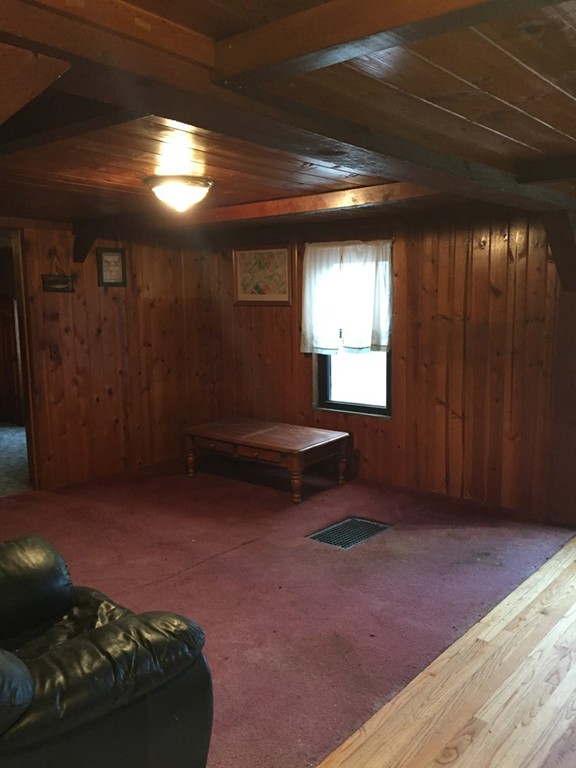 440 Morgan Road West Springfield, MA 01089 - Photo 6 of 11 Gallery Image 6