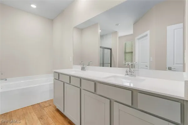 $560,900 | 955 Admiral Bull Halsey Avenue, LaBelle, FL 33935