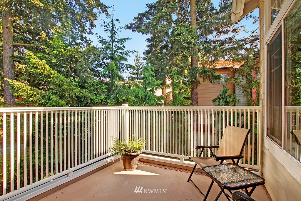 4325 Northeast 5th Court, Unit 102 Renton, WA 98059 - Photo 11 of 12 Gallery Image 11