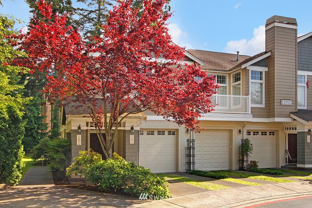 4325 Northeast 5th Court, Unit 102 Renton, WA 98059 - Photo 12 of 12 Gallery Image 12