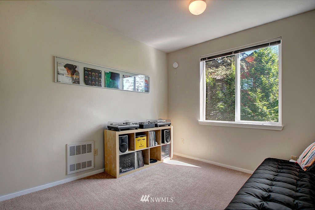 4325 Northeast 5th Court, Unit 102 Renton, WA 98059 - Photo 9 of 12 Gallery Image 9