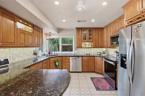 $345,000 | 1605 Celeste Court, Arlington, TX 76012