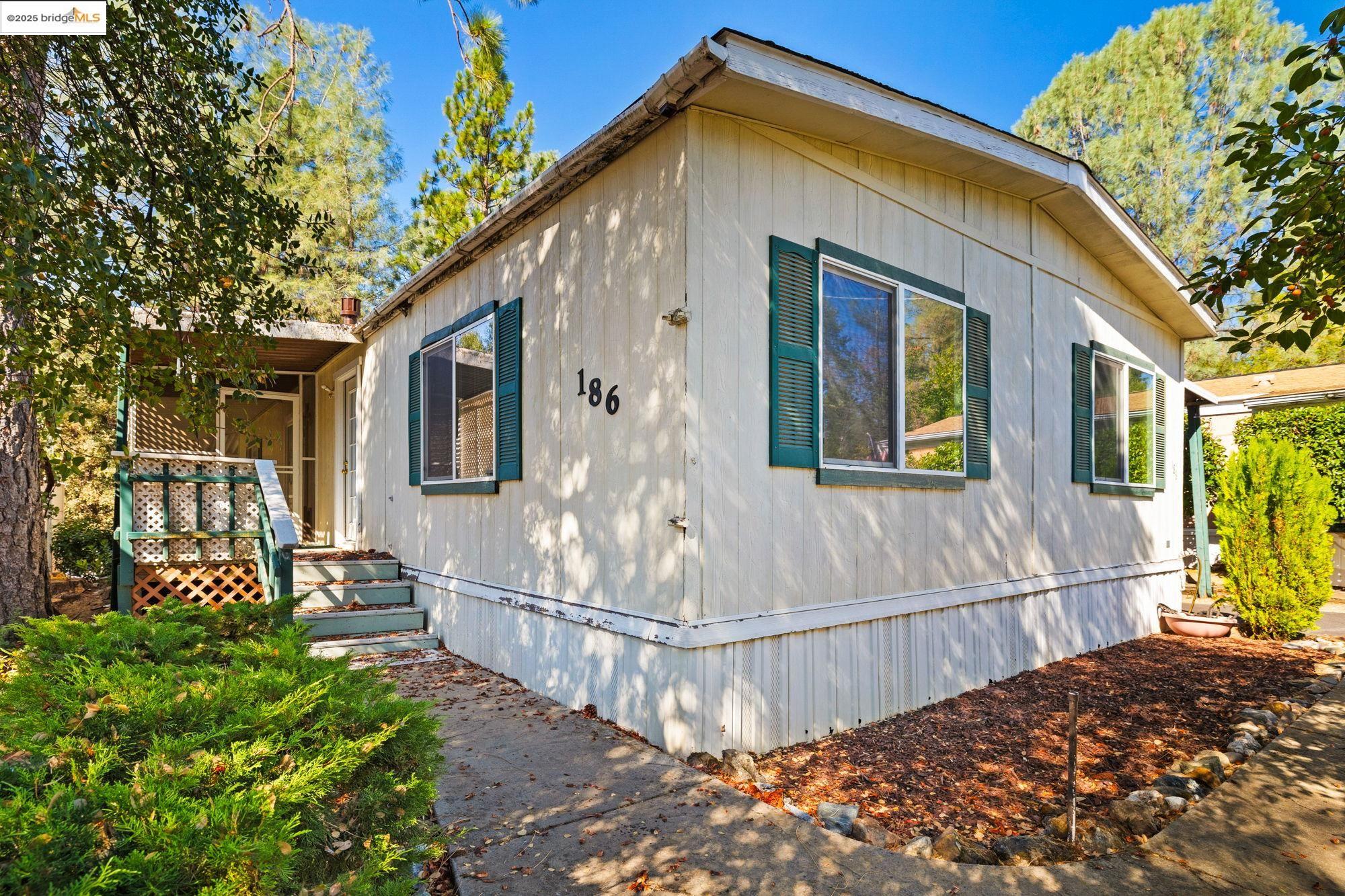 View of side of property