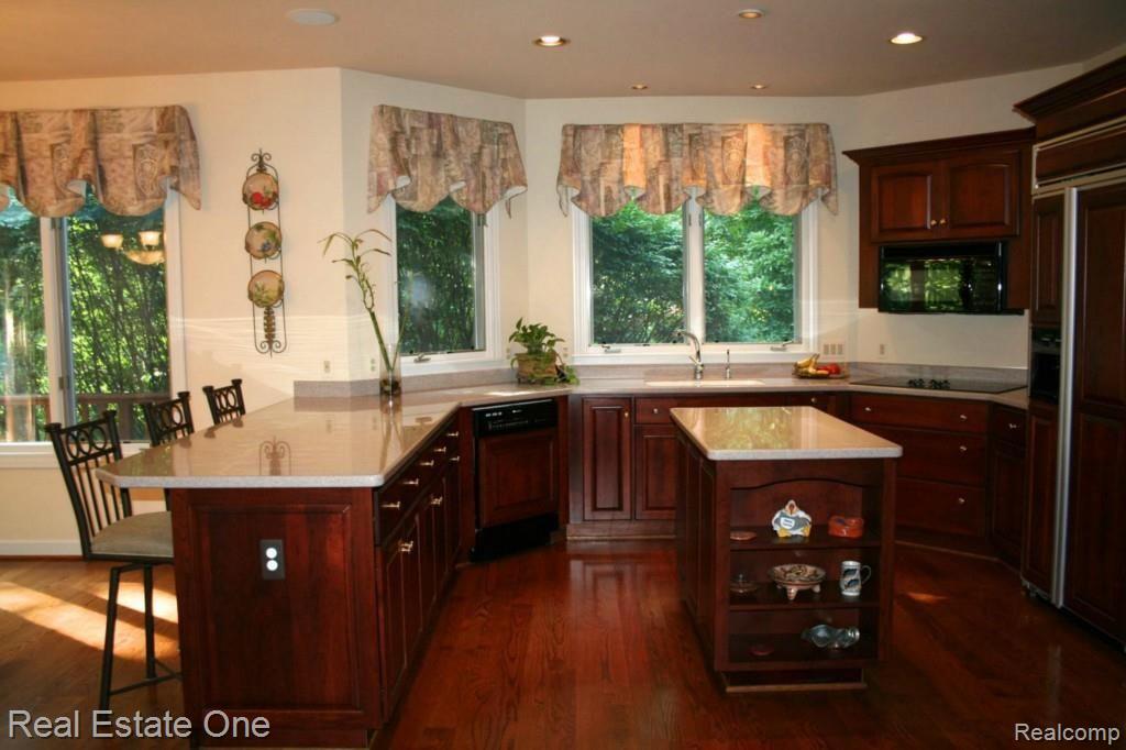 7811 Fieldstone Ridge Clarkston, MI 48348 - Photo 27 of 51 IMG_1560.jpg