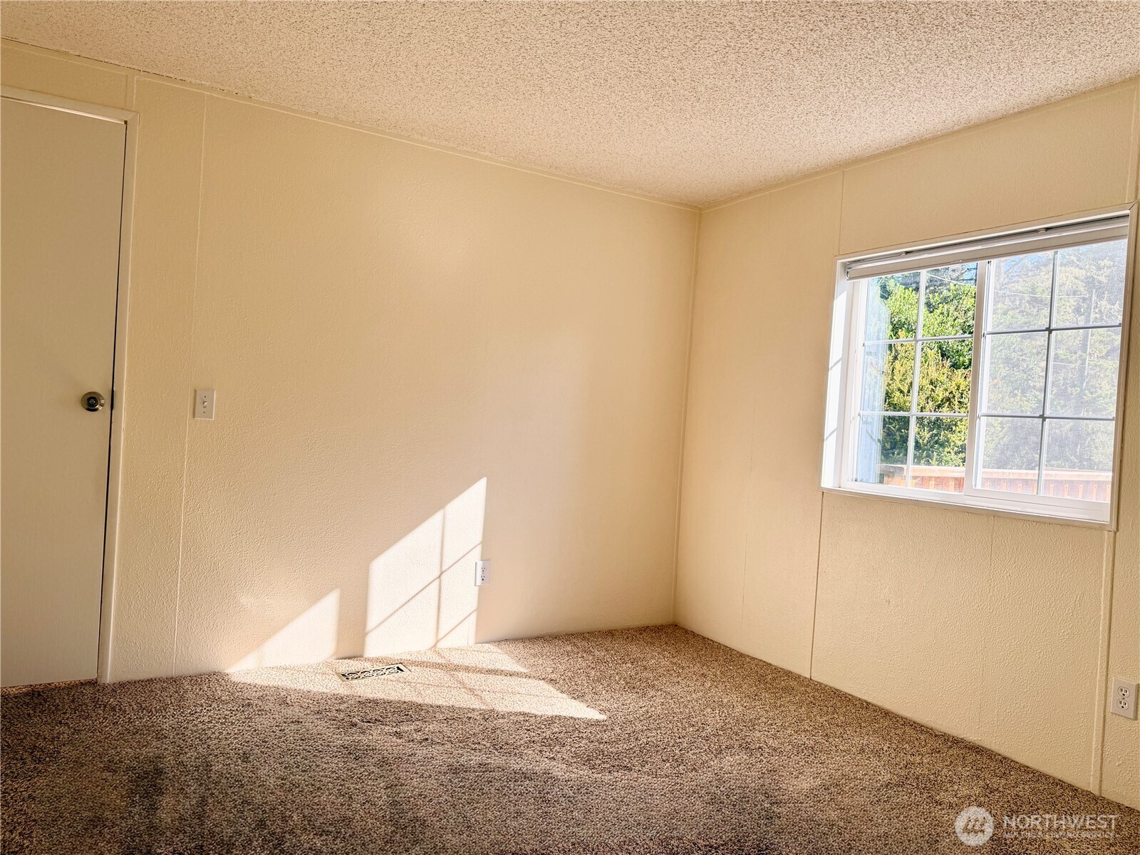 1915 195th Street Long Beach, WA 98631 - Photo 16 of 30