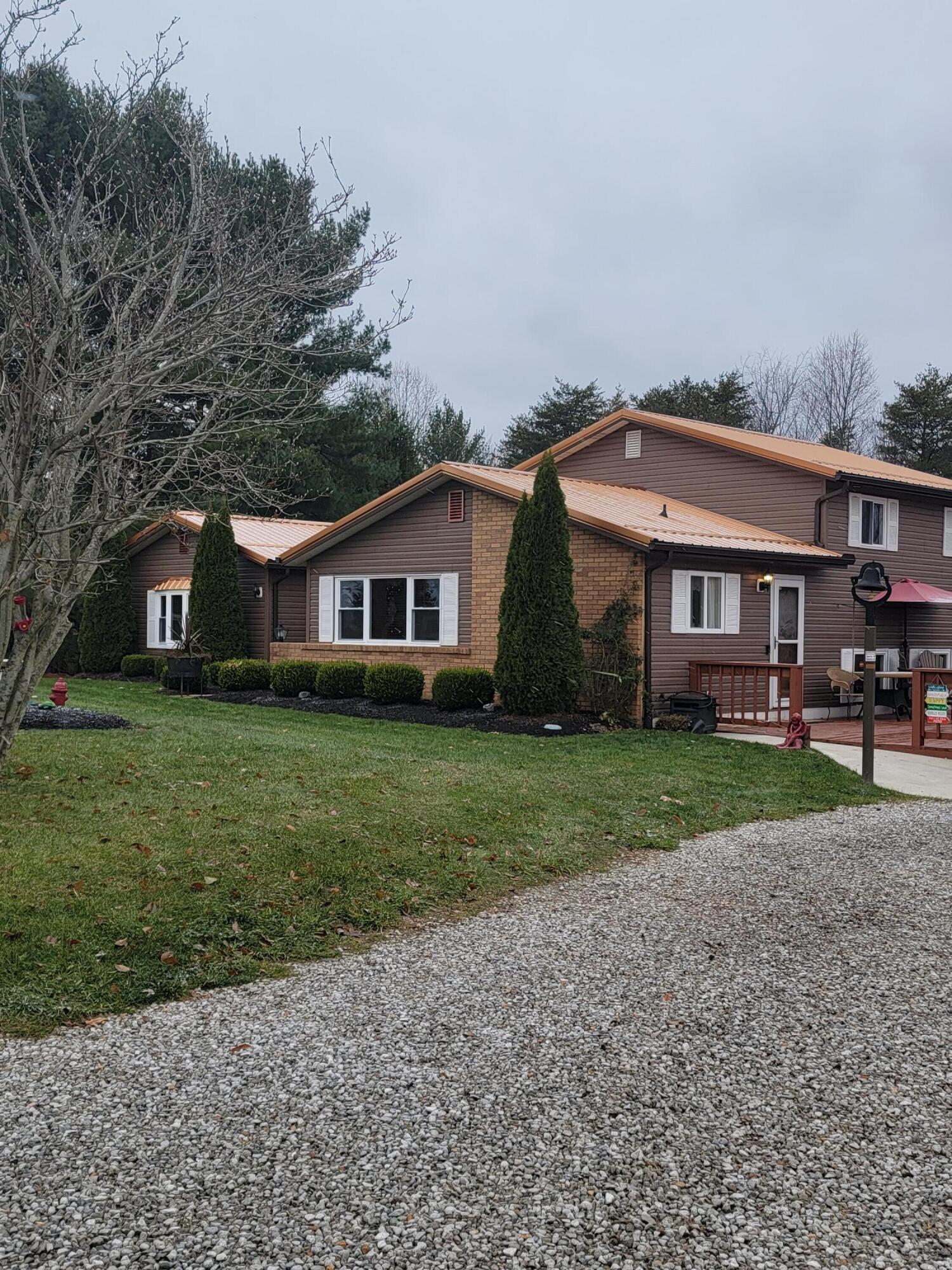 25538 Mundy Road Rockbridge, OH 43149 - Photo 3 of 35 20211126_120624