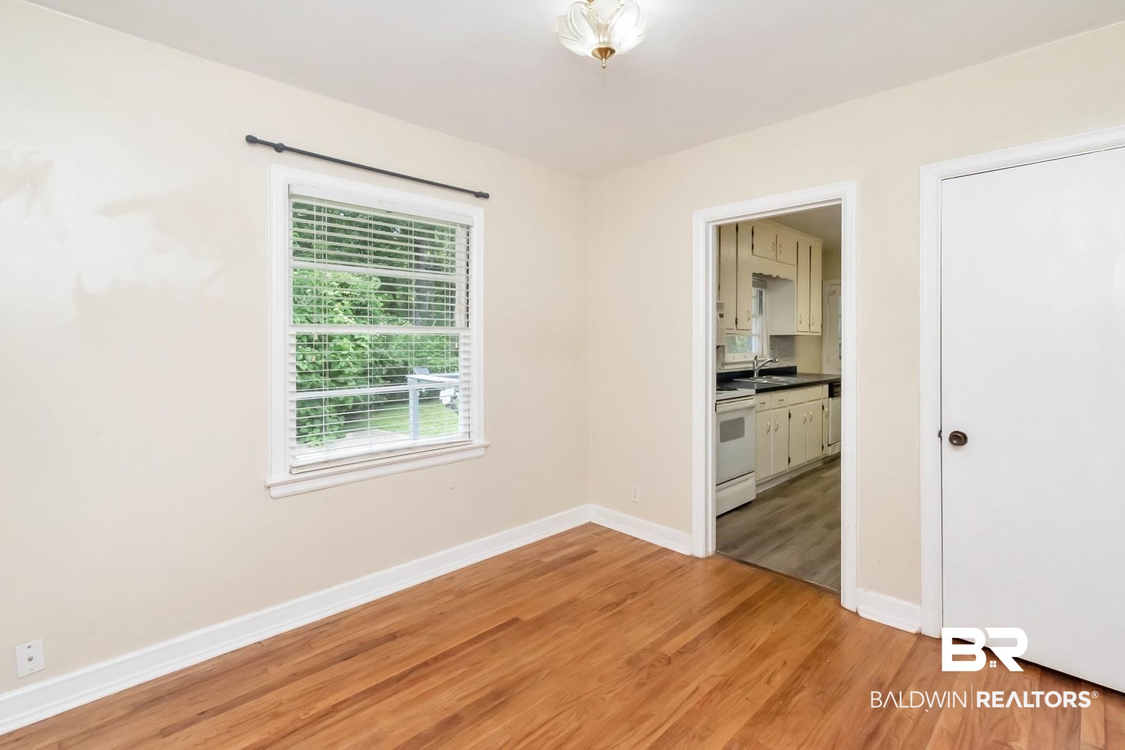 102 Blacksher Court Mobile, AL 36606 - Photo 16 of 23