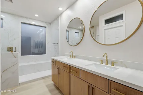 $619,900 | 40802 North Peale Court, Anthem, AZ 85086