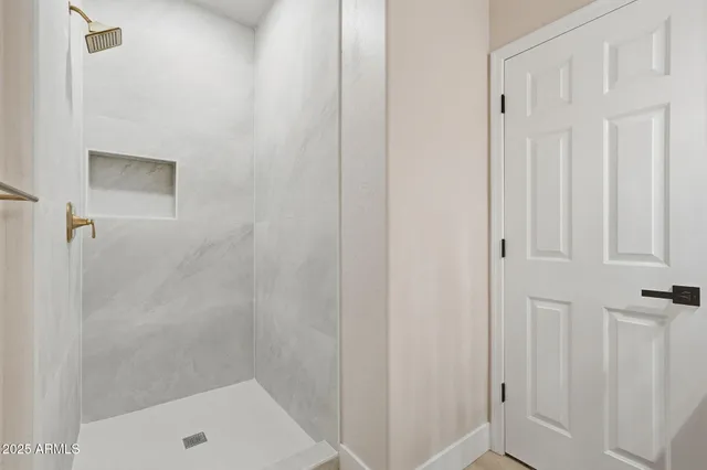 $614,900 | 40802 North Peale Court, Anthem, AZ 85086