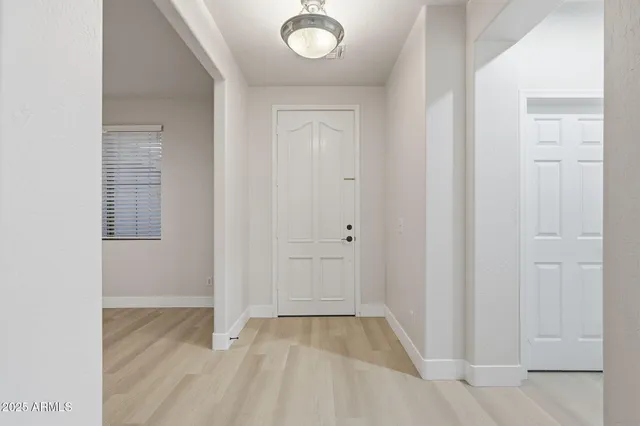 $614,900 | 40802 North Peale Court, Anthem, AZ 85086