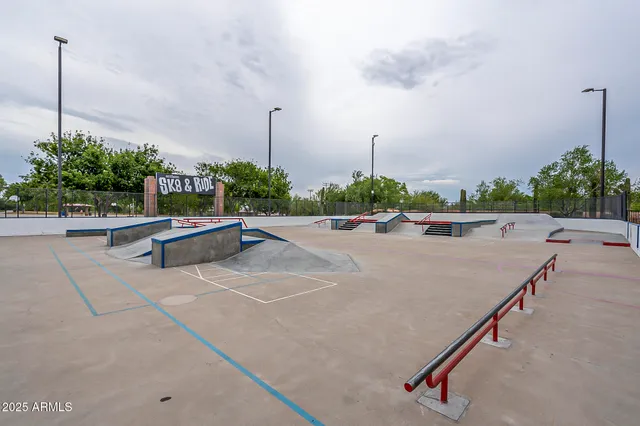 $614,900 | 40802 North Peale Court, Anthem, AZ 85086