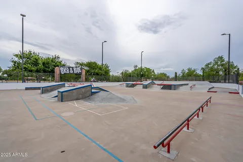 $619,900 | 40802 North Peale Court, Anthem, AZ 85086