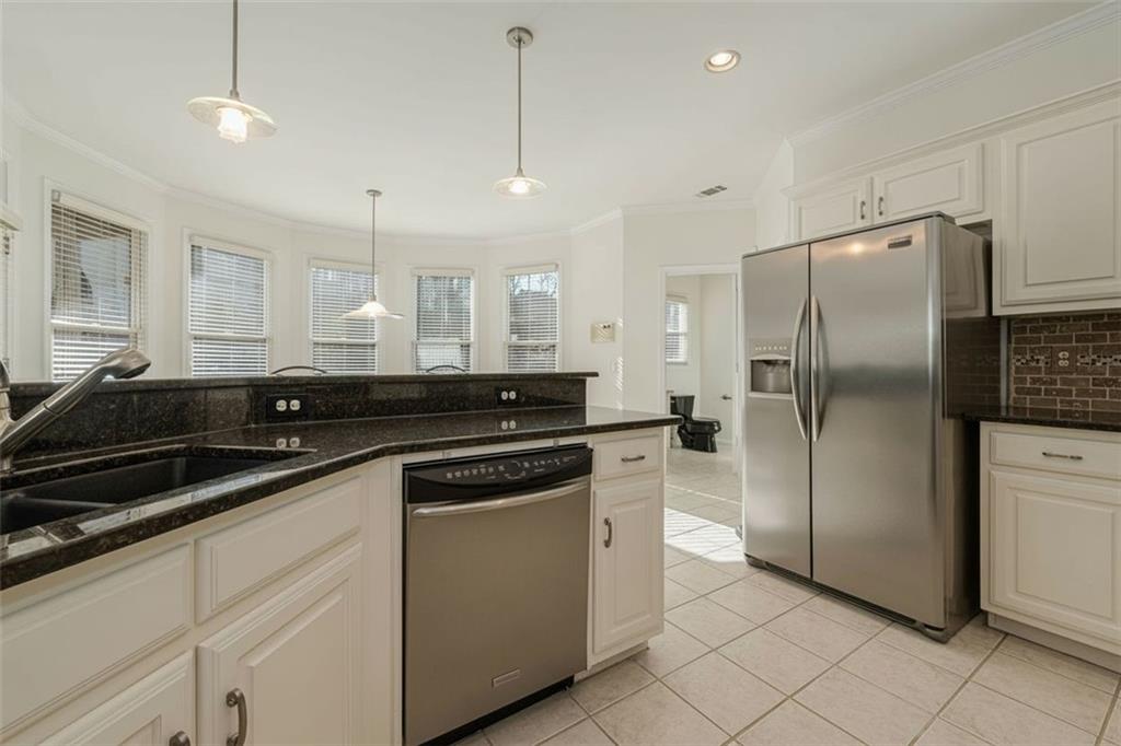 1720 Monarch Court Cumming, GA 30041 - Photo 11 of 39