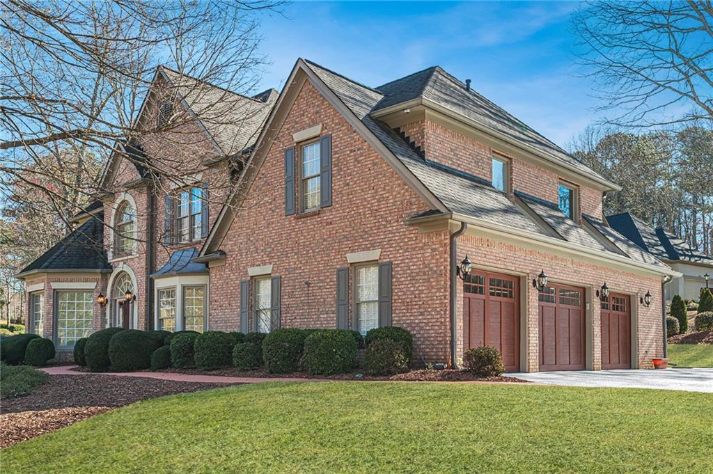 1720 Monarch Court Cumming, GA 30041 - Photo 3 of 39