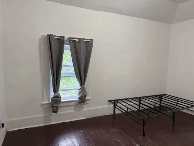 $1,500 | 28 Harrison Street, Laconia, NH 03246