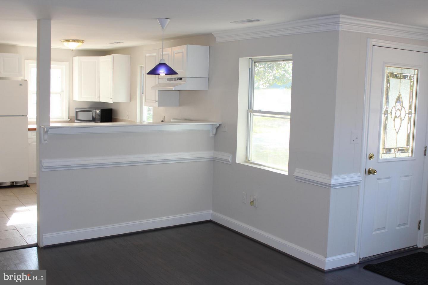 3735 West Ox Road Fairfax, VA 22033 - Photo 16 of 28 Entry / Dining Nook