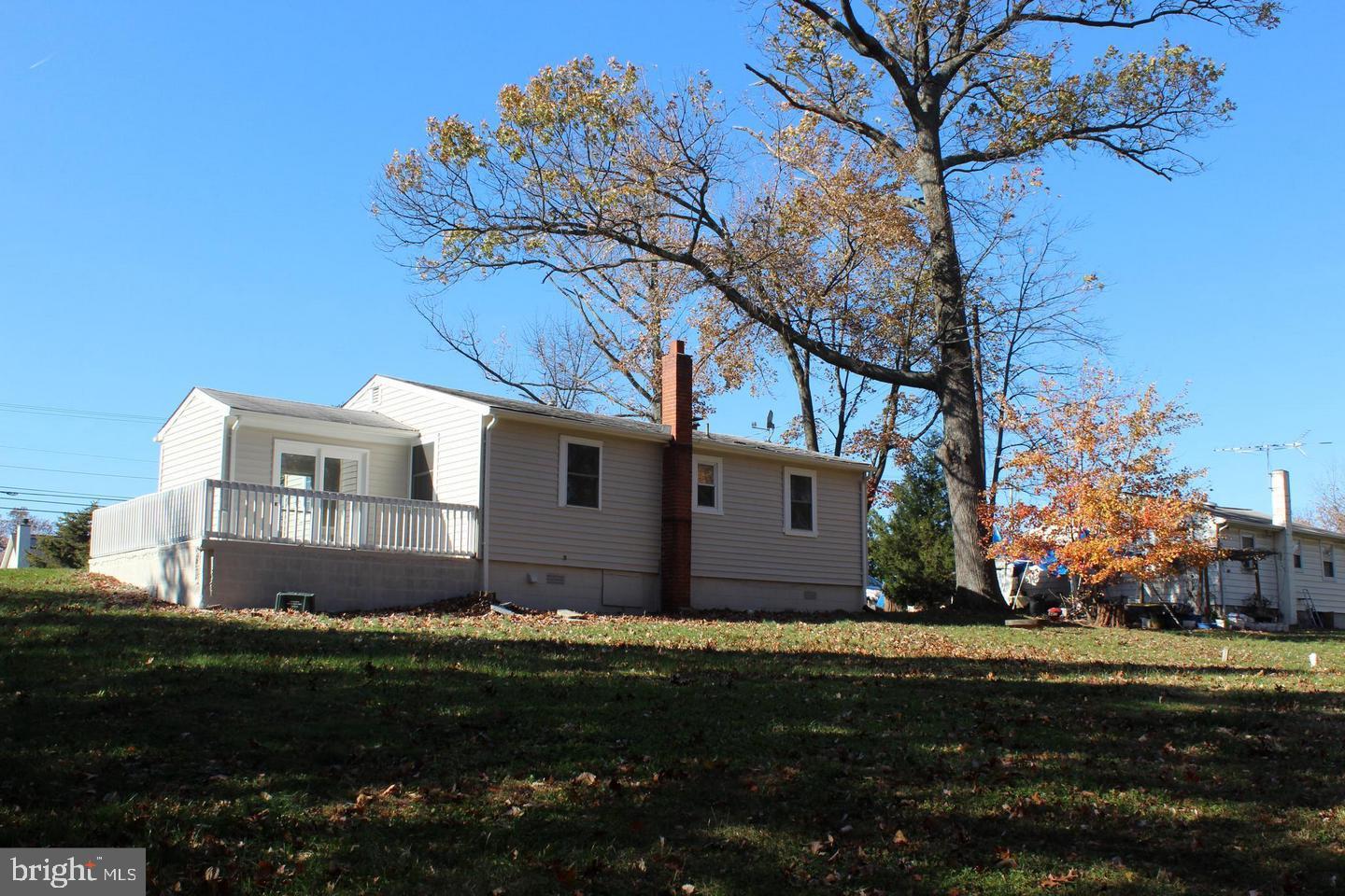 3735 West Ox Road Fairfax, VA 22033 - Photo 19 of 28 Rear View