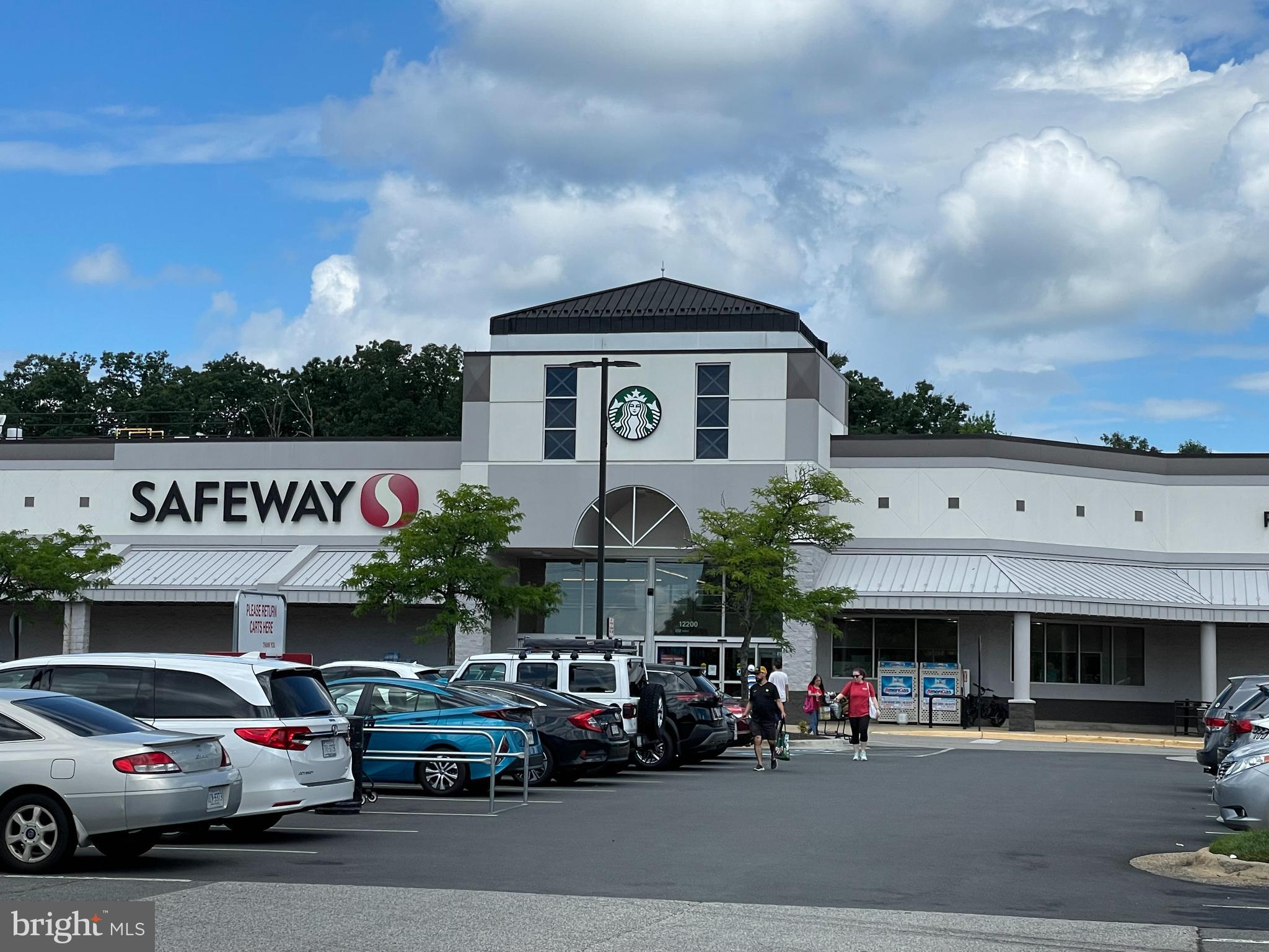 3735 West Ox Road Fairfax, VA 22033 - Photo 24 of 28 Minutes to Fairfax Towne Center
