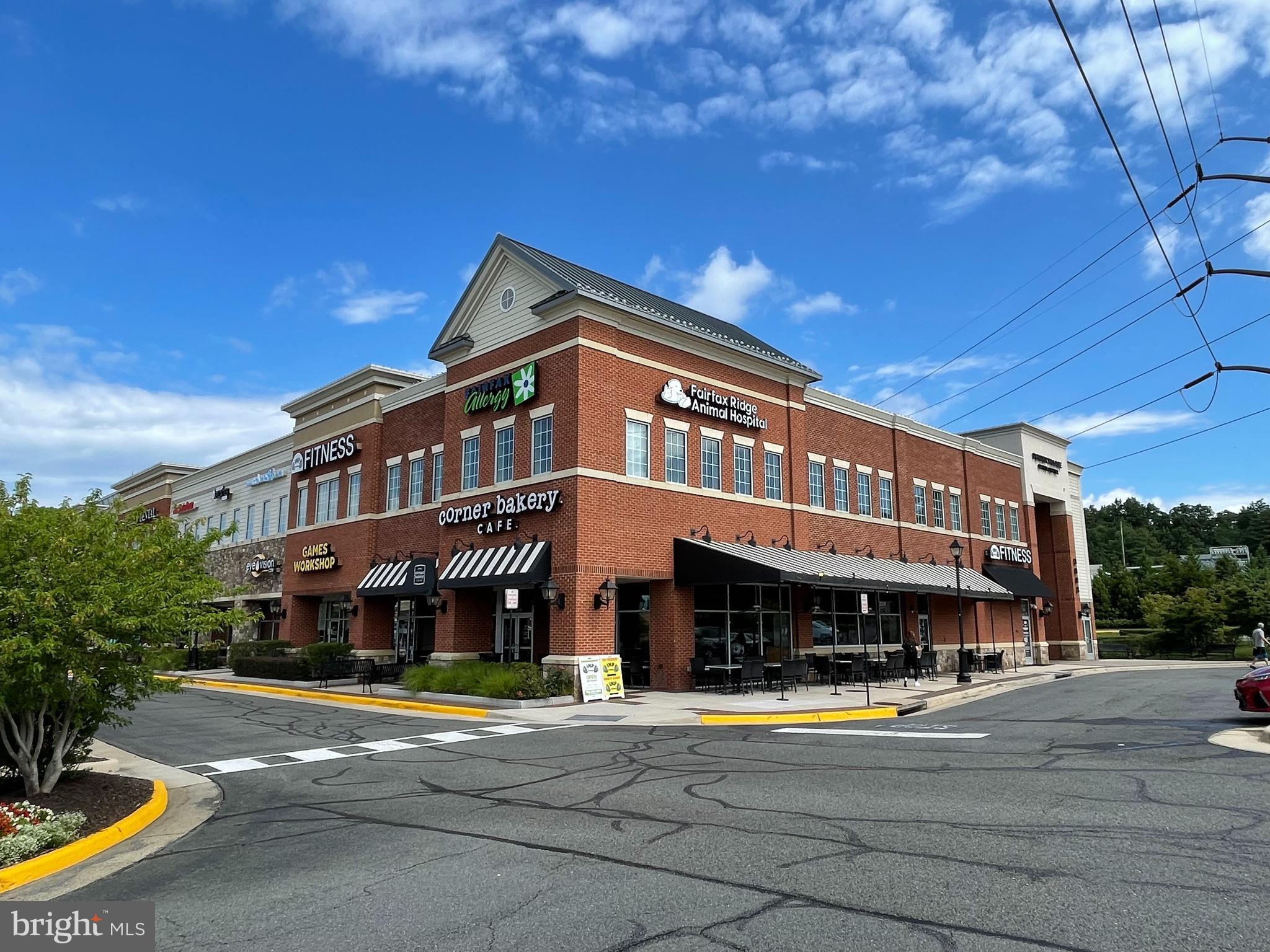 3735 West Ox Road Fairfax, VA 22033 - Photo 26 of 28 Minutes to Route 50 / Pender Center