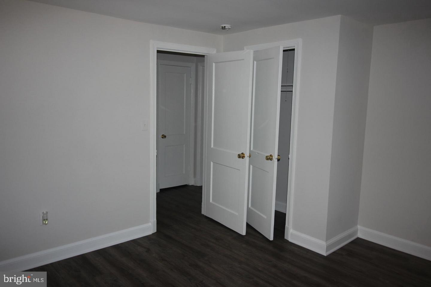 3735 West Ox Road Fairfax, VA 22033 - Photo 8 of 28 Bedroom 1