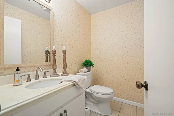 $1,800,000 | 14105 Durhullen Drive, Poway, CA 92064