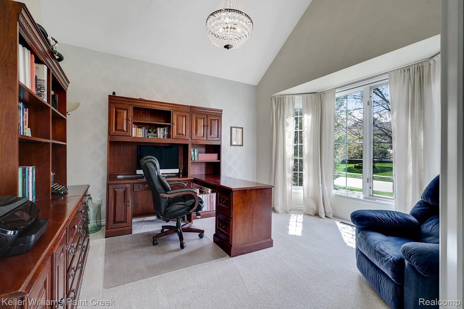 550 Springview Drive Rochester, MI 48307 - Photo 7 of 55 dsc00410-dsc00412.jpg