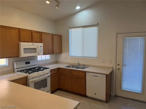 $2,095 | 9304 Long Grove Avenue, Unit HOME, Las Vegas, NV 89149