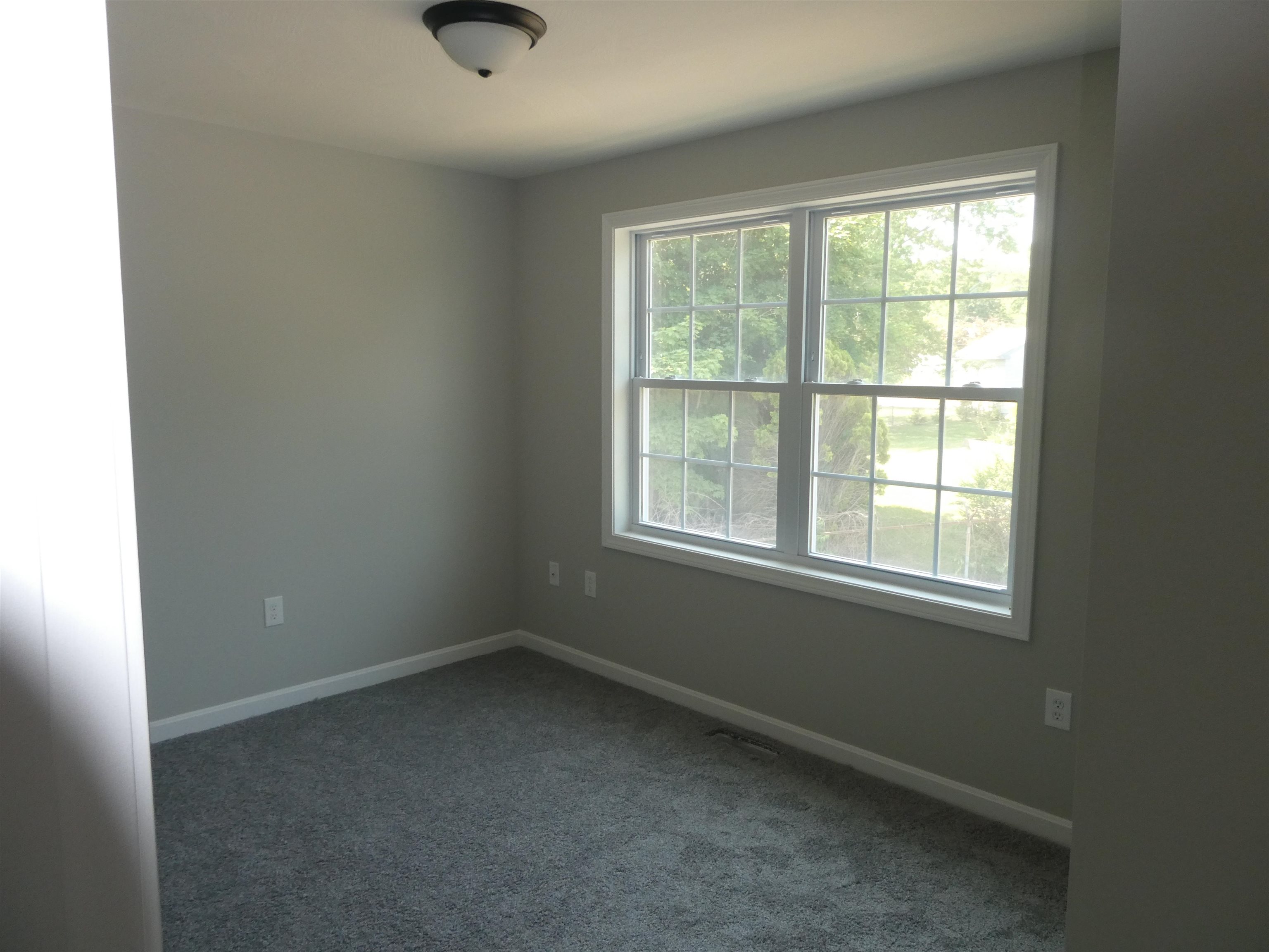 45 Spring Garden Street Manchester, NH 03103 - Photo 14 of 21 Gallery Image 14