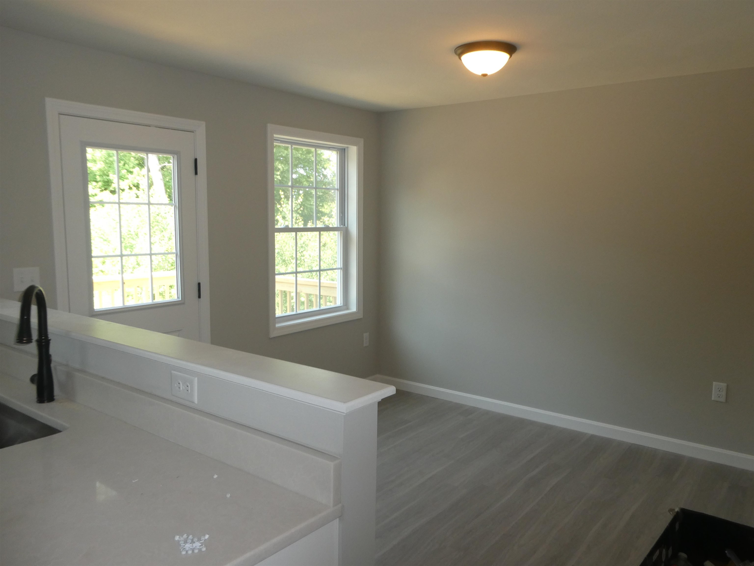45 Spring Garden Street Manchester, NH 03103 - Photo 8 of 21 Gallery Image 8