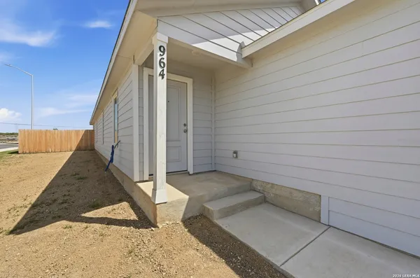 $1,745 | 964 Pastar Creek, Seguin, TX 78155