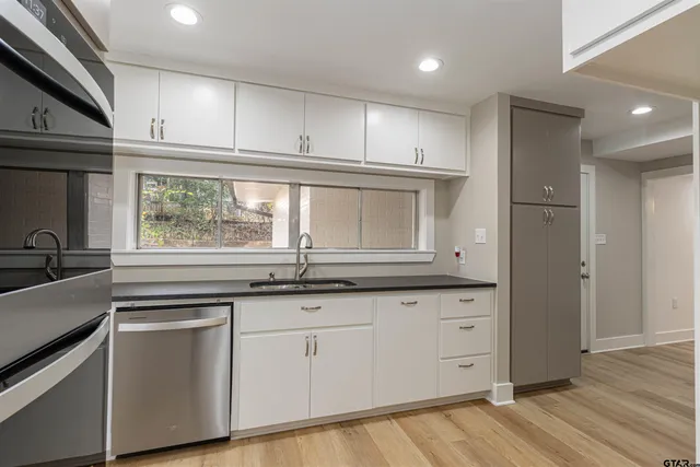 $450,000 | 1709 Edgewood Drive, Tyler, TX 75701