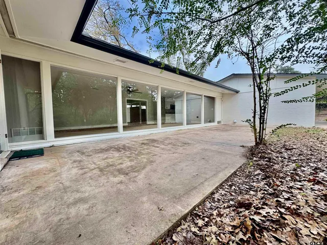 $450,000 | 1709 Edgewood Drive, Tyler, TX 75701