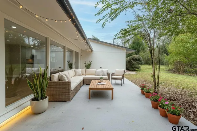 $450,000 | 1709 Edgewood Drive, Tyler, TX 75701