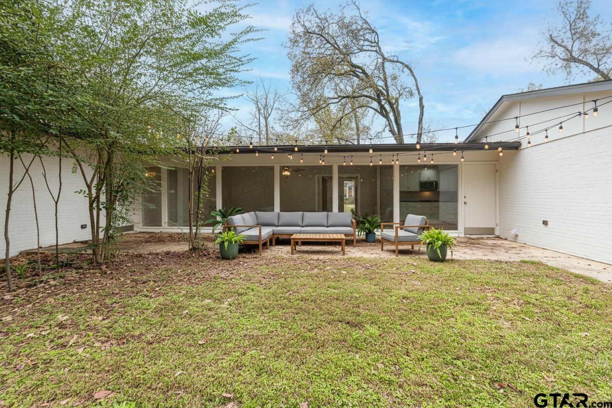 1709 Edgewood Drive Tyler, TX 75701 - Photo 36 of 41 Virtual Staging