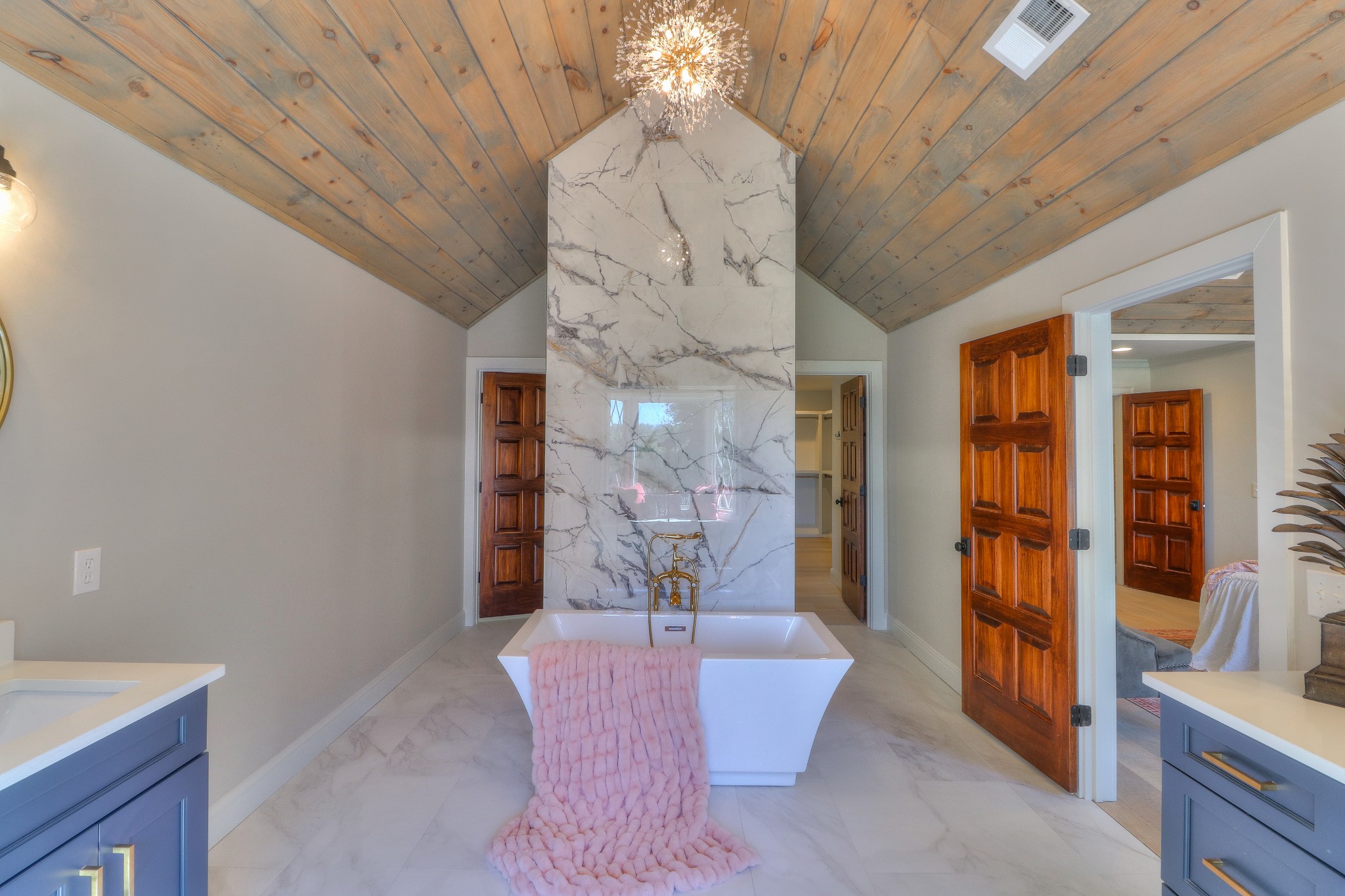 653 Flippen Road Lebanon, TN 37087 - Photo 23 of 49 a living room with furniture