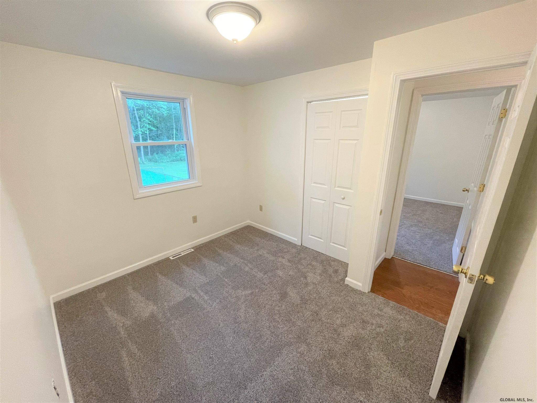 65 Ashdown Road Clifton Park, NY 12019 - Photo 16 of 33 Photo 16