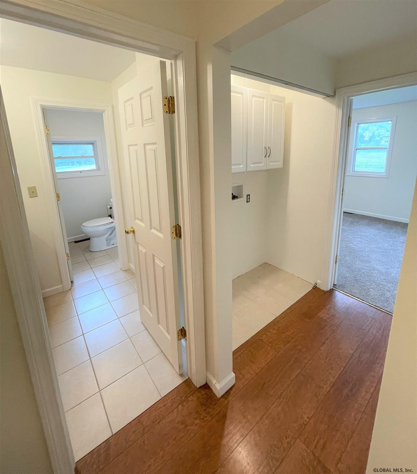 65 Ashdown Road Clifton Park, NY 12019 - Photo 8 of 33 Photo 8