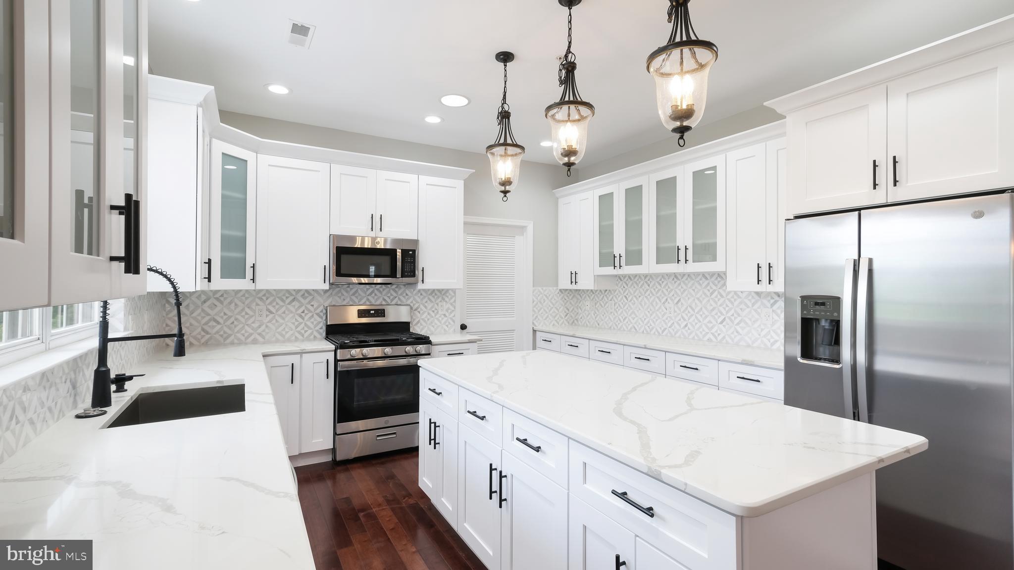 120 Coachlight Circle Chalfont, PA 18914 - Photo 20 of 59