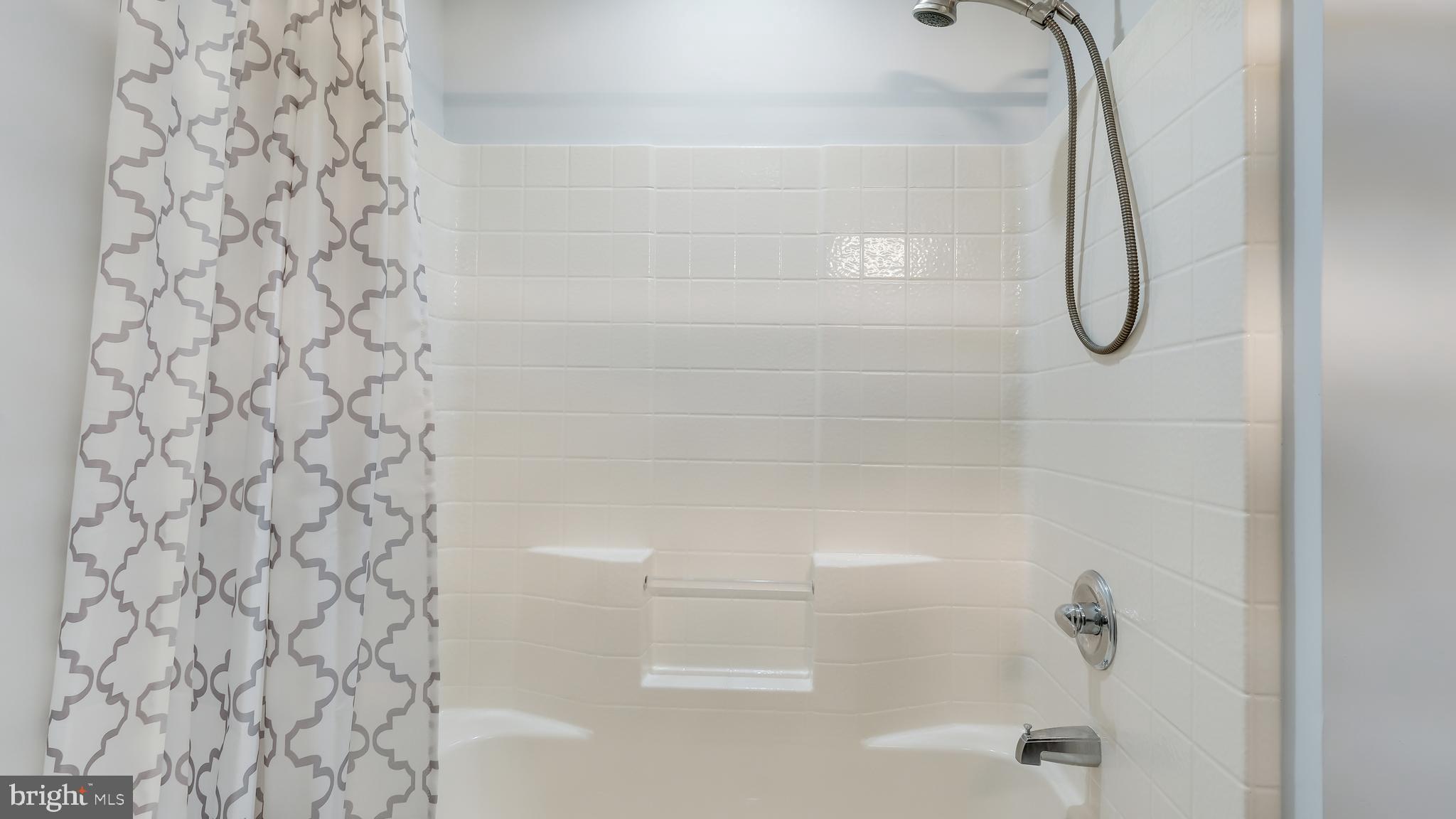 120 Coachlight Circle Chalfont, PA 18914 - Photo 45 of 59