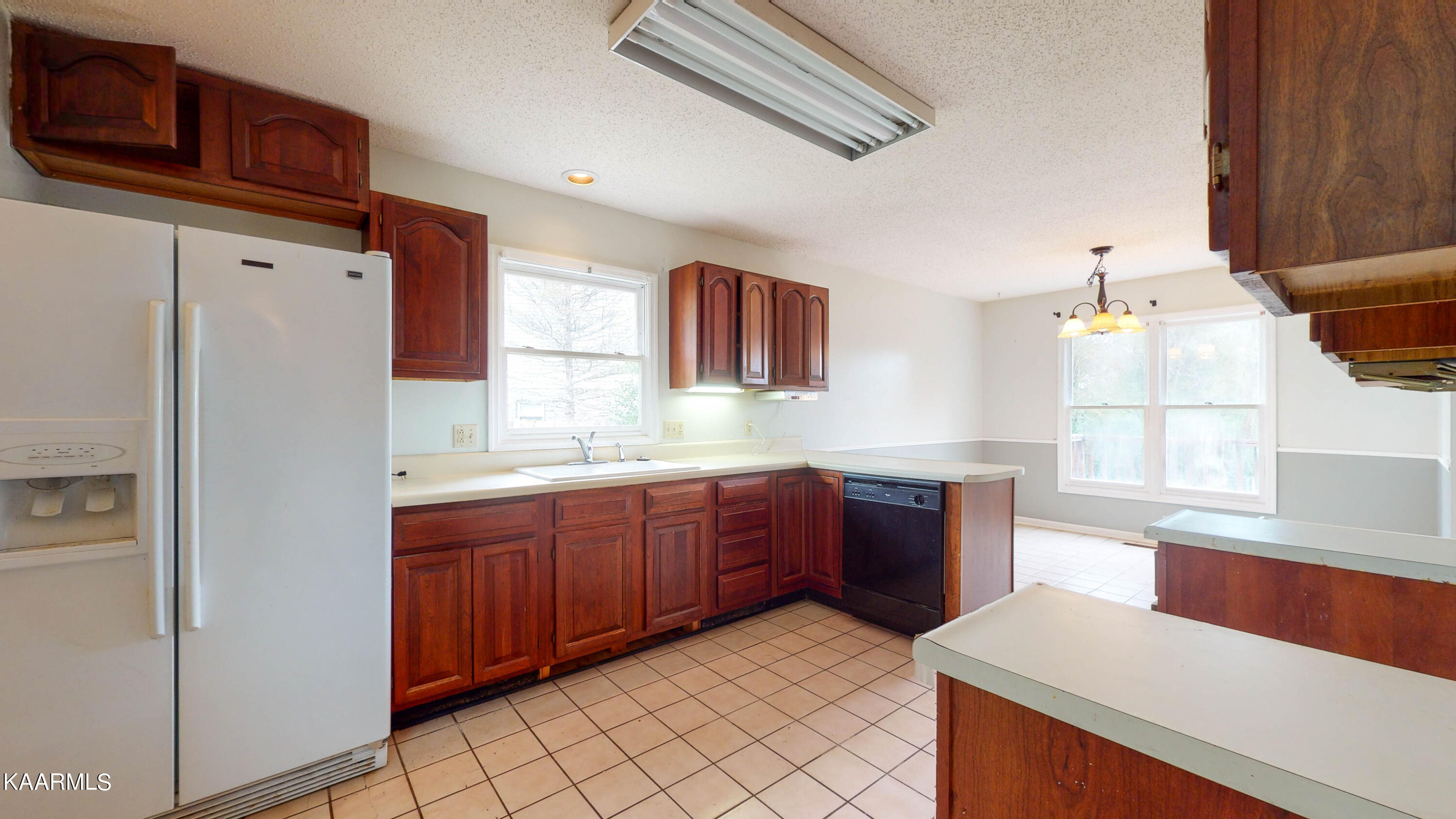 100 Tamara Lane Oak Ridge, TN 37830 - Photo 12 of 30 100-Tamara-Ln-11082021_142900