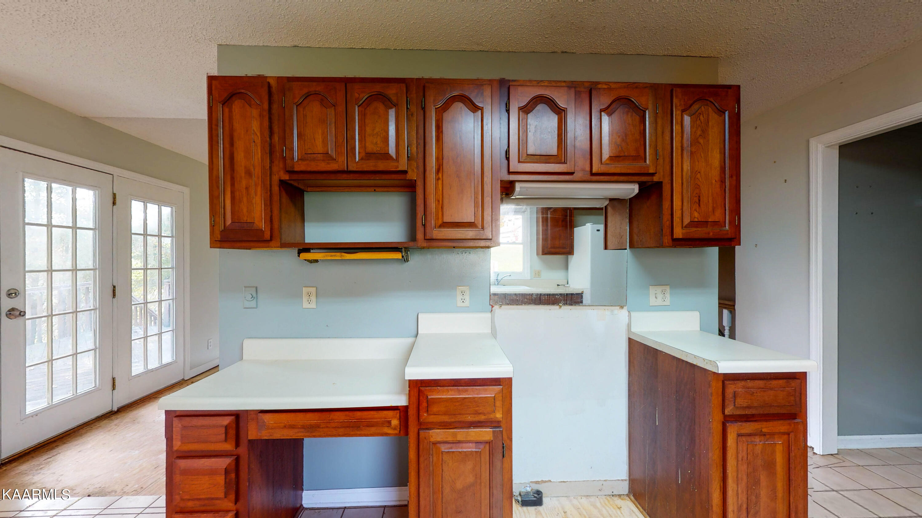 100 Tamara Lane Oak Ridge, TN 37830 - Photo 13 of 30 100-Tamara-Ln-11082021_142911