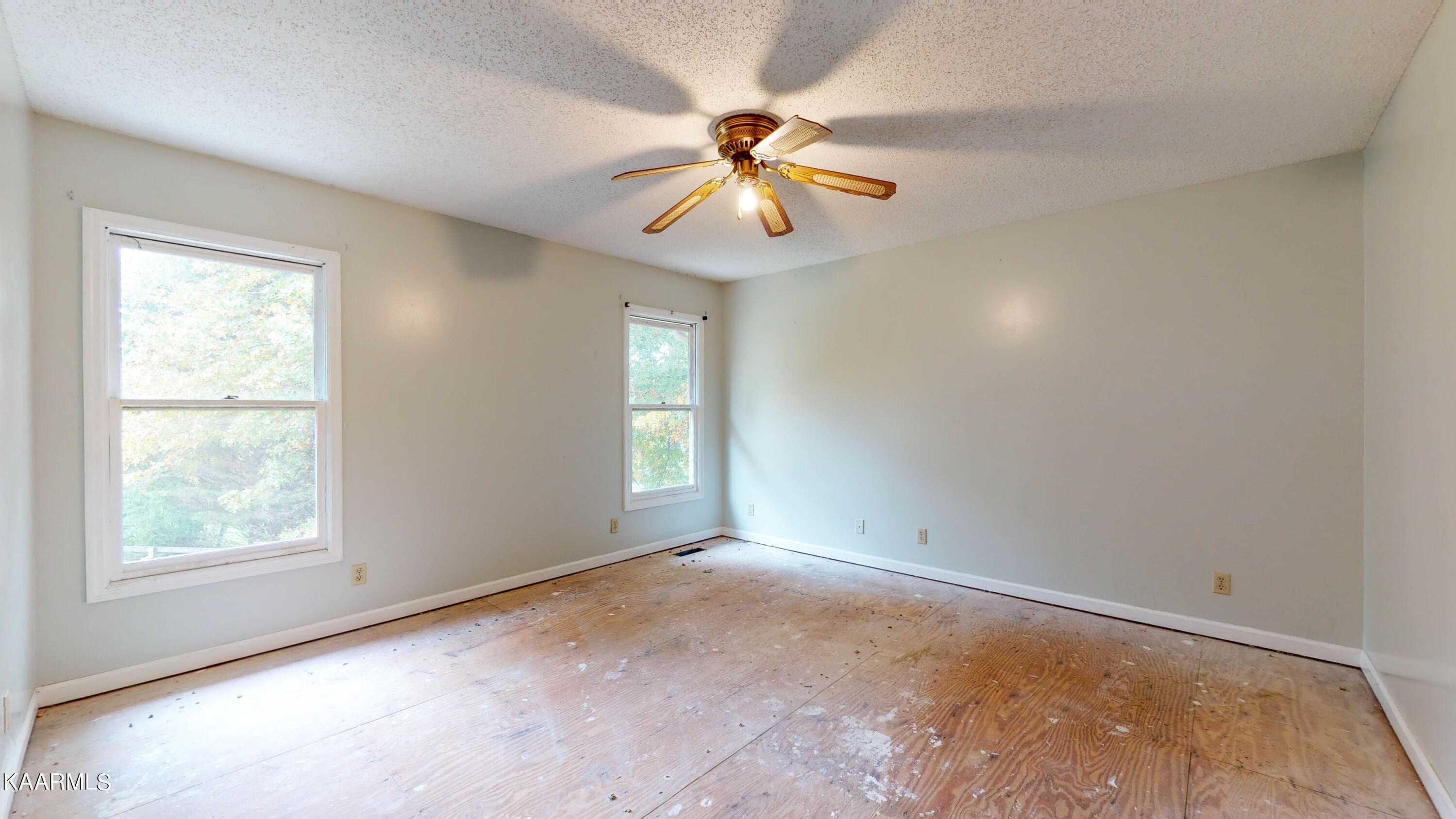 100 Tamara Lane Oak Ridge, TN 37830 - Photo 18 of 30 100-Tamara-Ln-11082021_143026