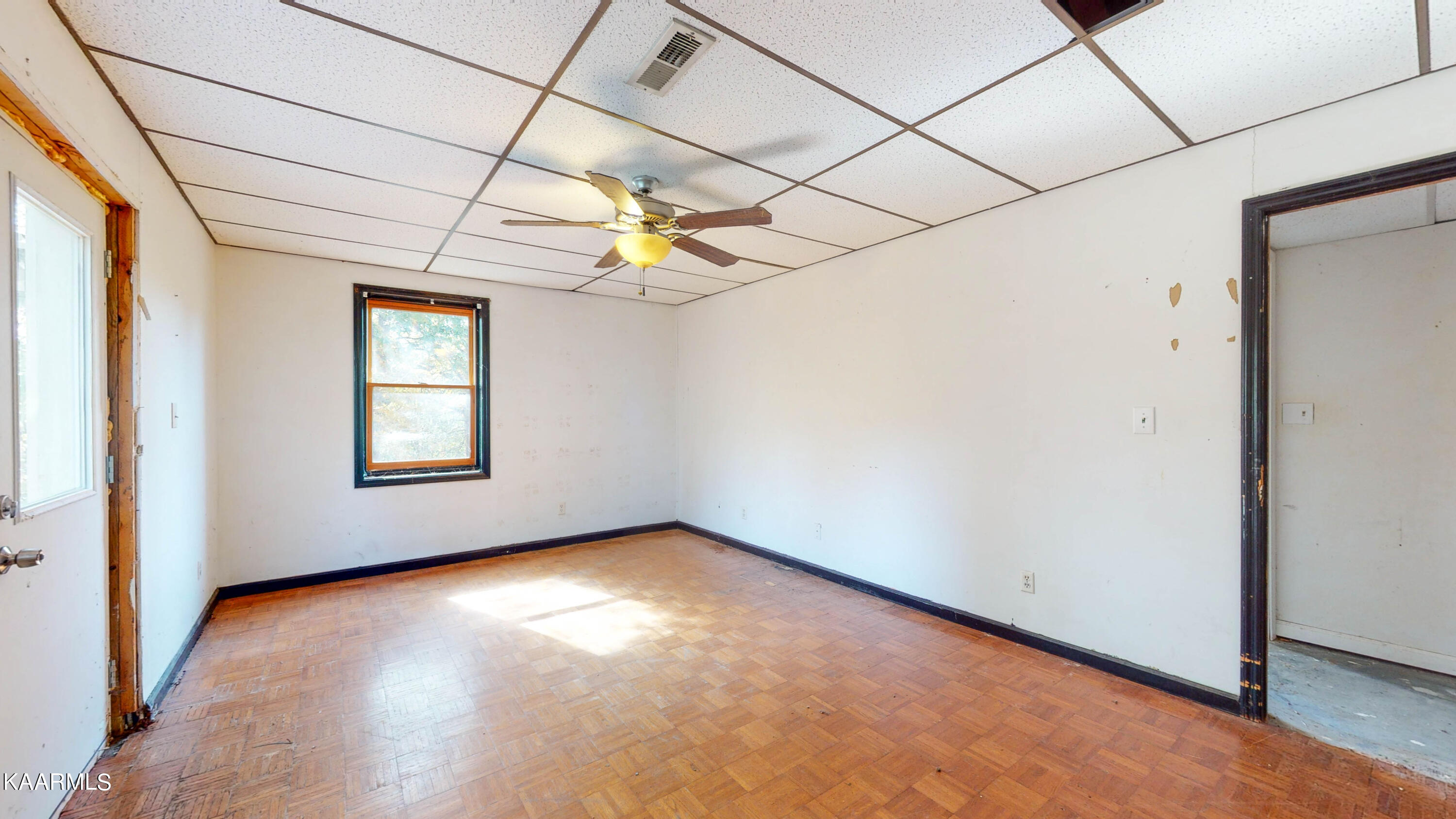 100 Tamara Lane Oak Ridge, TN 37830 - Photo 25 of 30 100-Tamara-Ln-11082021_143306
