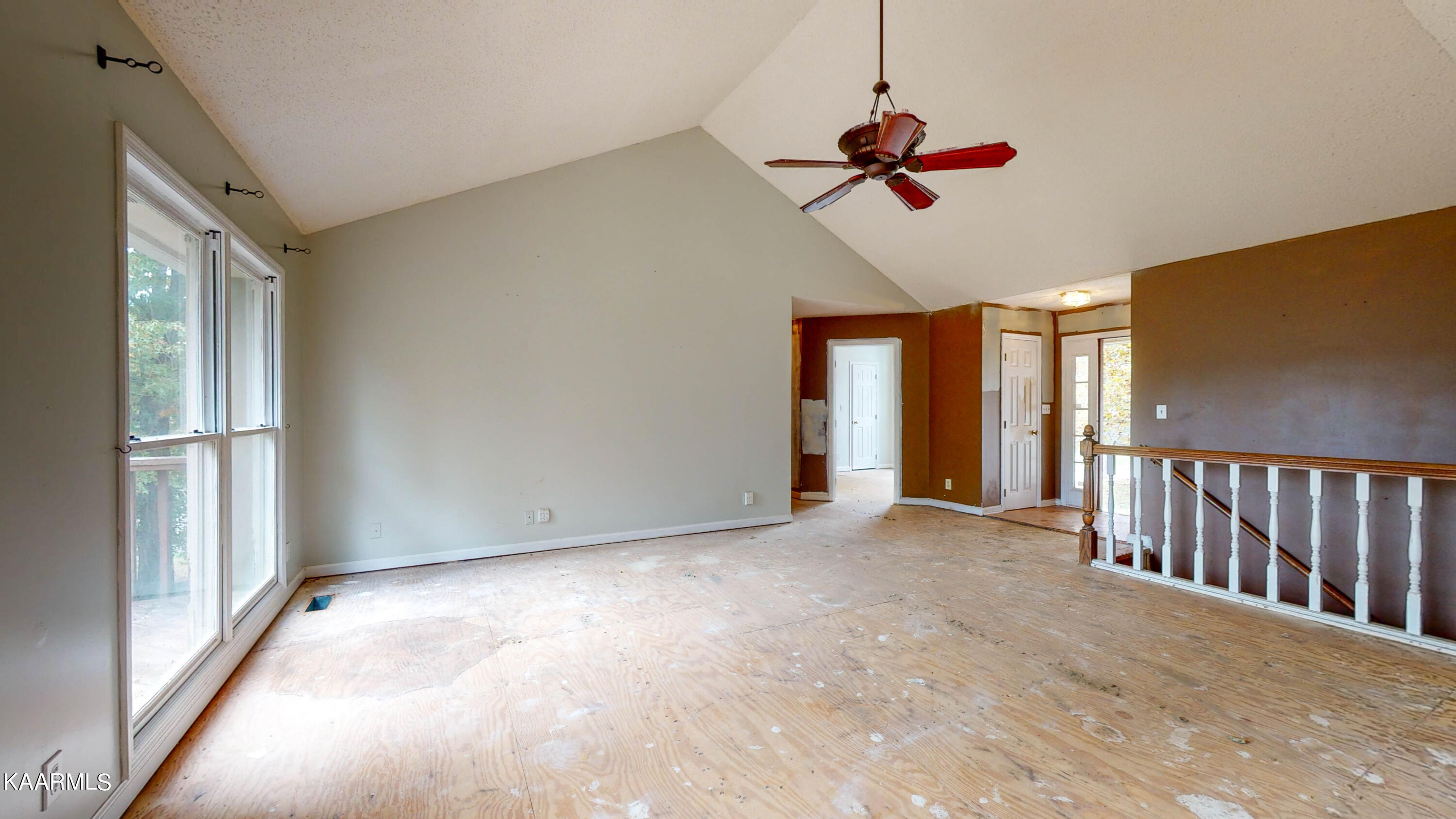 100 Tamara Lane Oak Ridge, TN 37830 - Photo 7 of 30 100-Tamara-Ln-11082021_142743